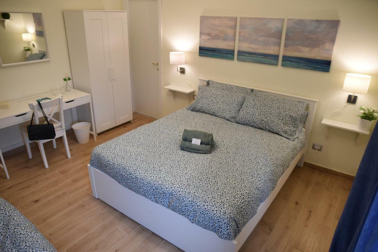 Villa Le Garden Неттуно Екстер'єр фото