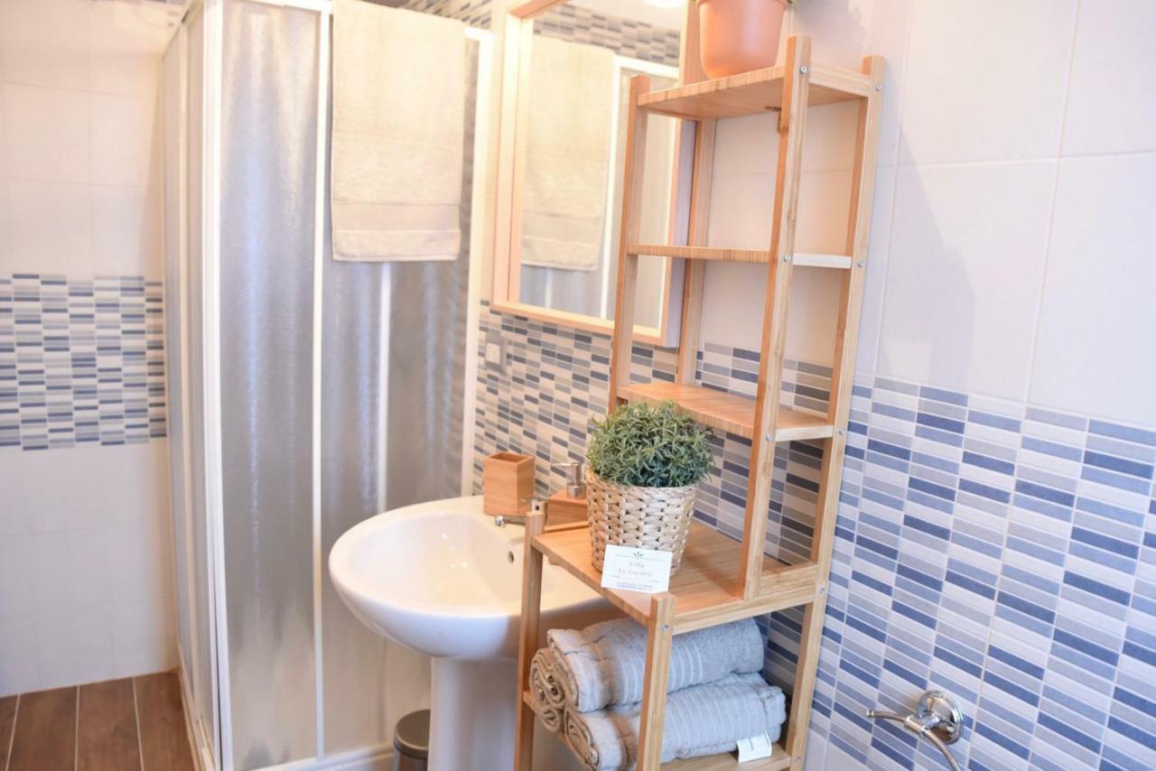 Villa Le Garden Неттуно Екстер'єр фото